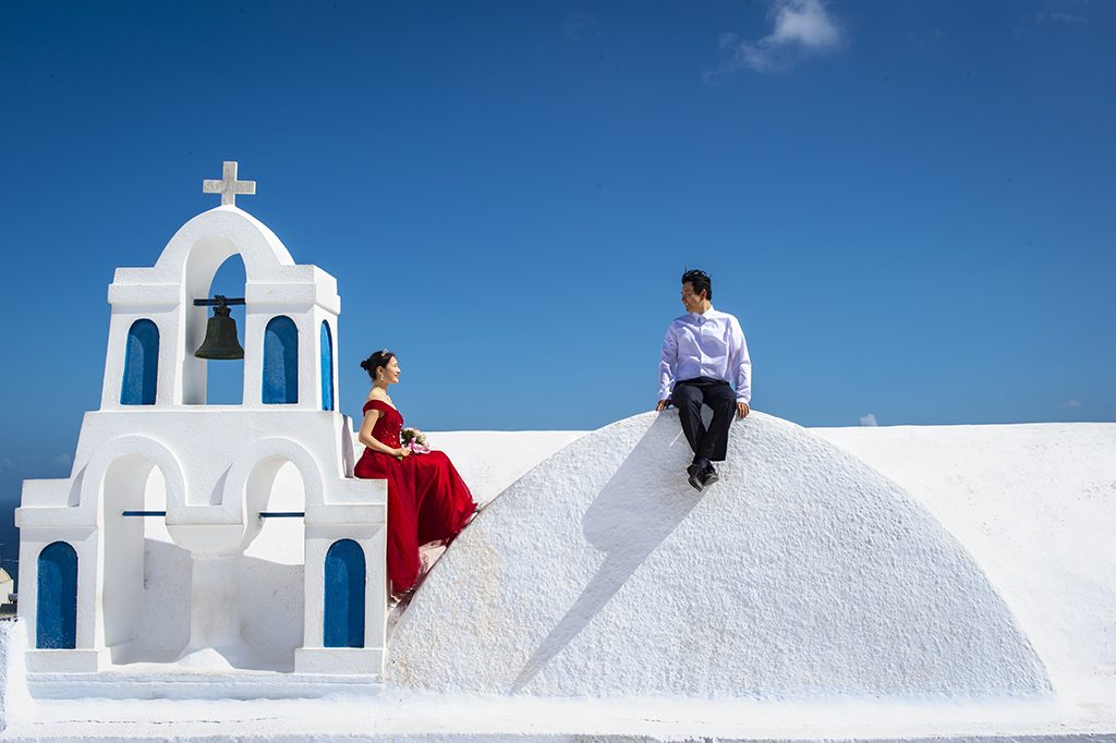 Santorini Asian couple photography cost